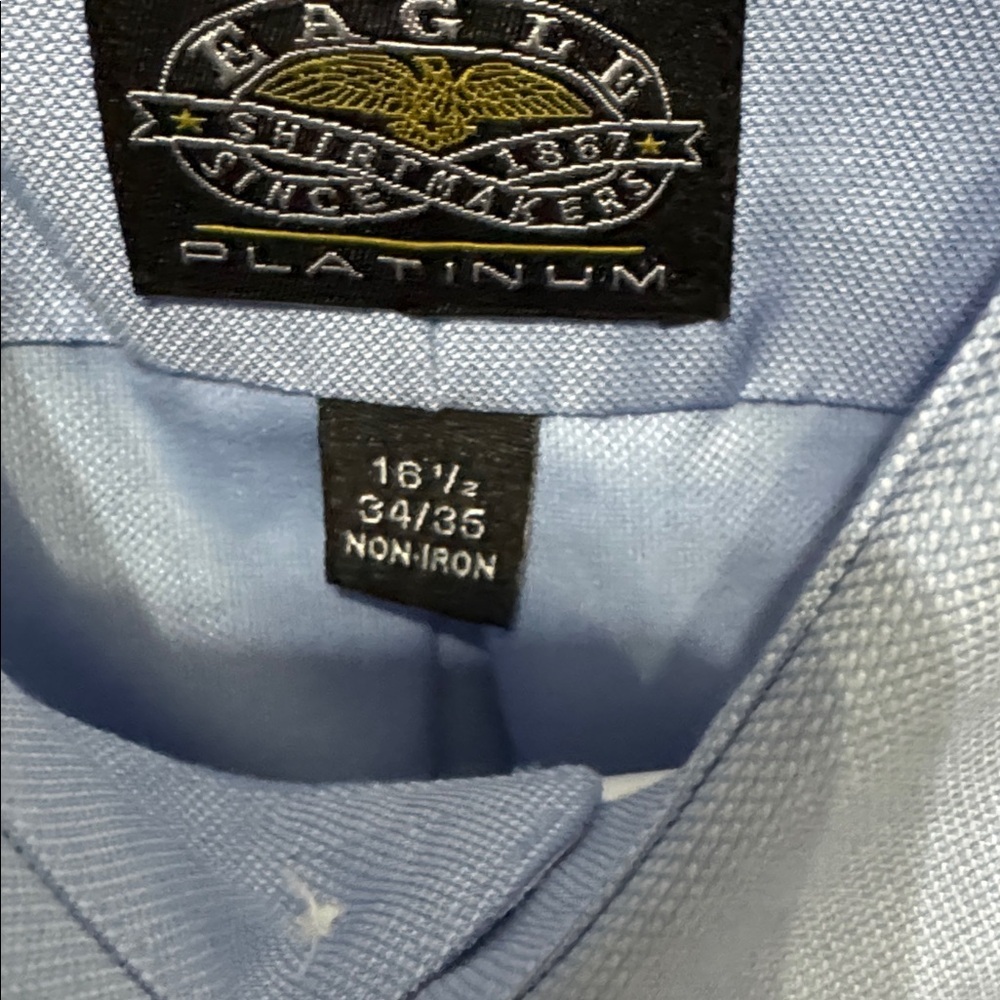Eagle Shirtmakers Light Blue Button Down Dress Shirt
Non iron - Picture 7 of 7